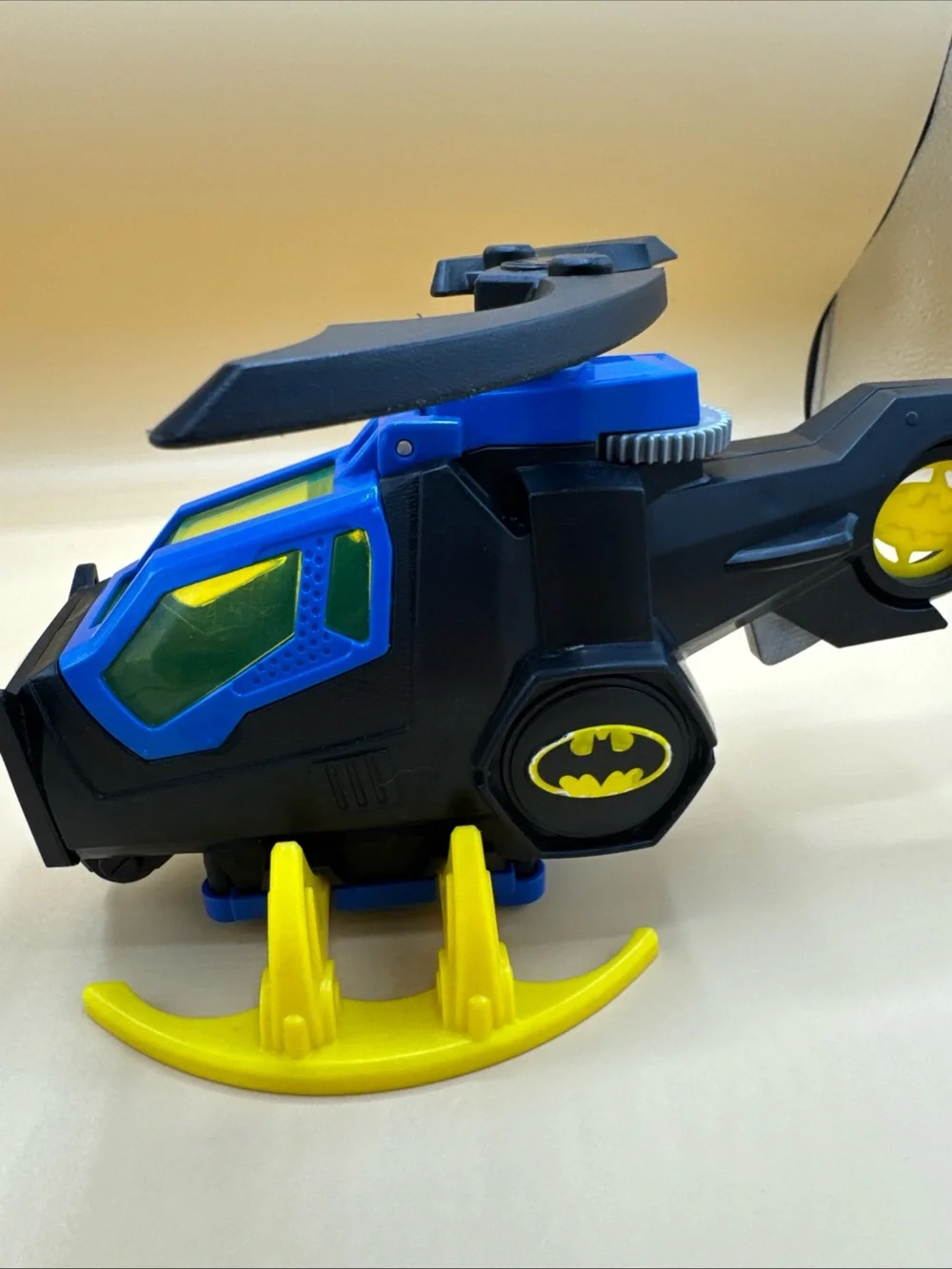Imaginext DC Super Friends Batcopter Batman Fisher Price Helicopter Toy